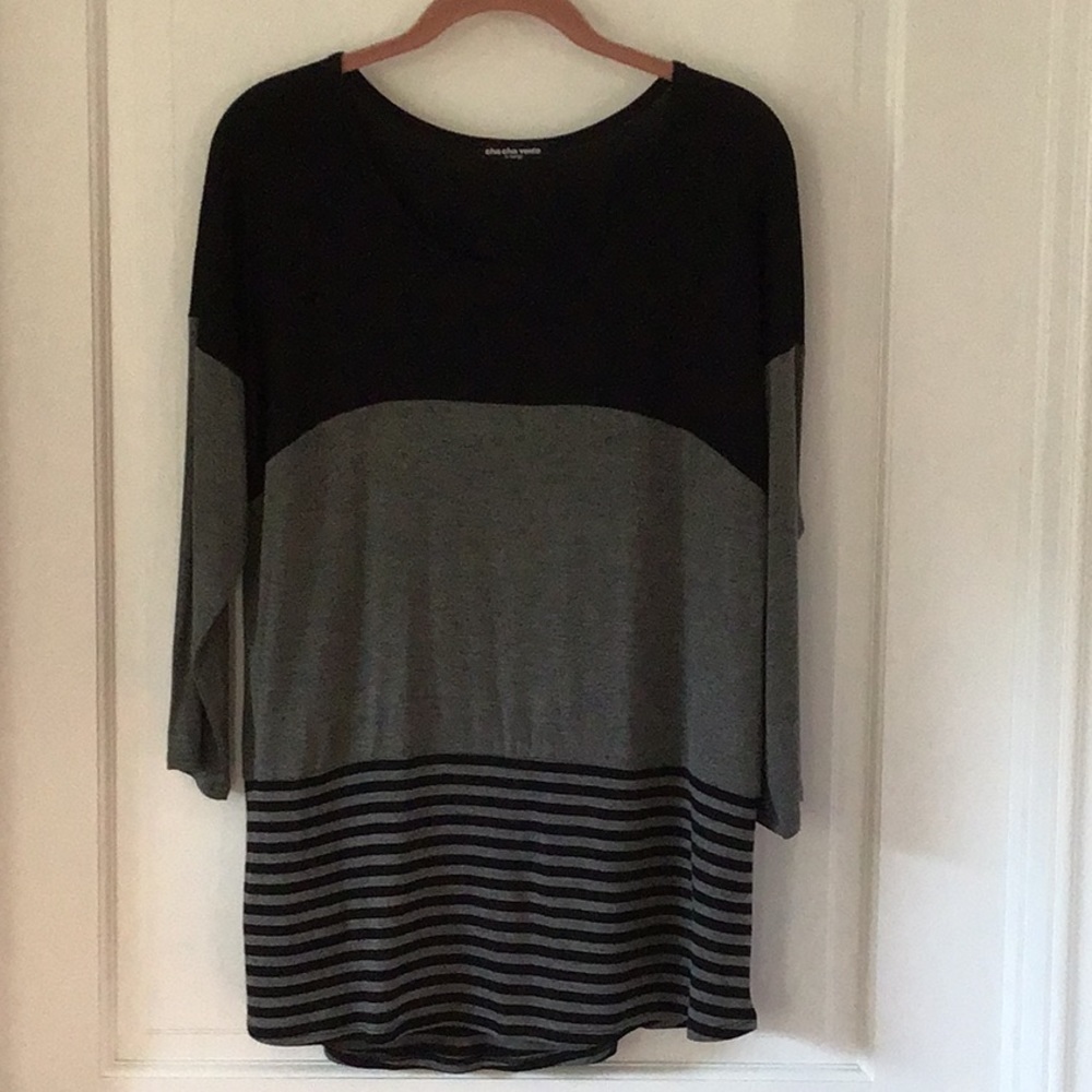Super soft knit 3/4 sleeve tunic top
